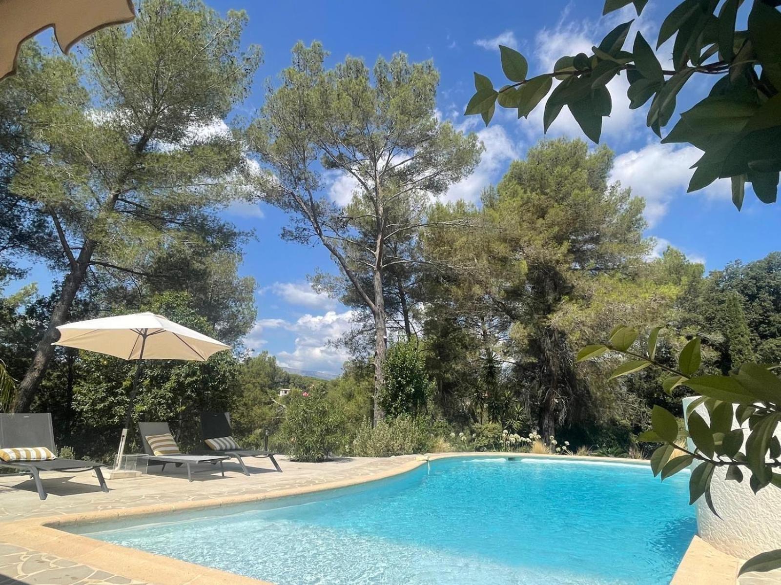 La Villa Des Carriers- Maison Avec Piscine Proche Mer Roquefort-les-Pins Εξωτερικό φωτογραφία