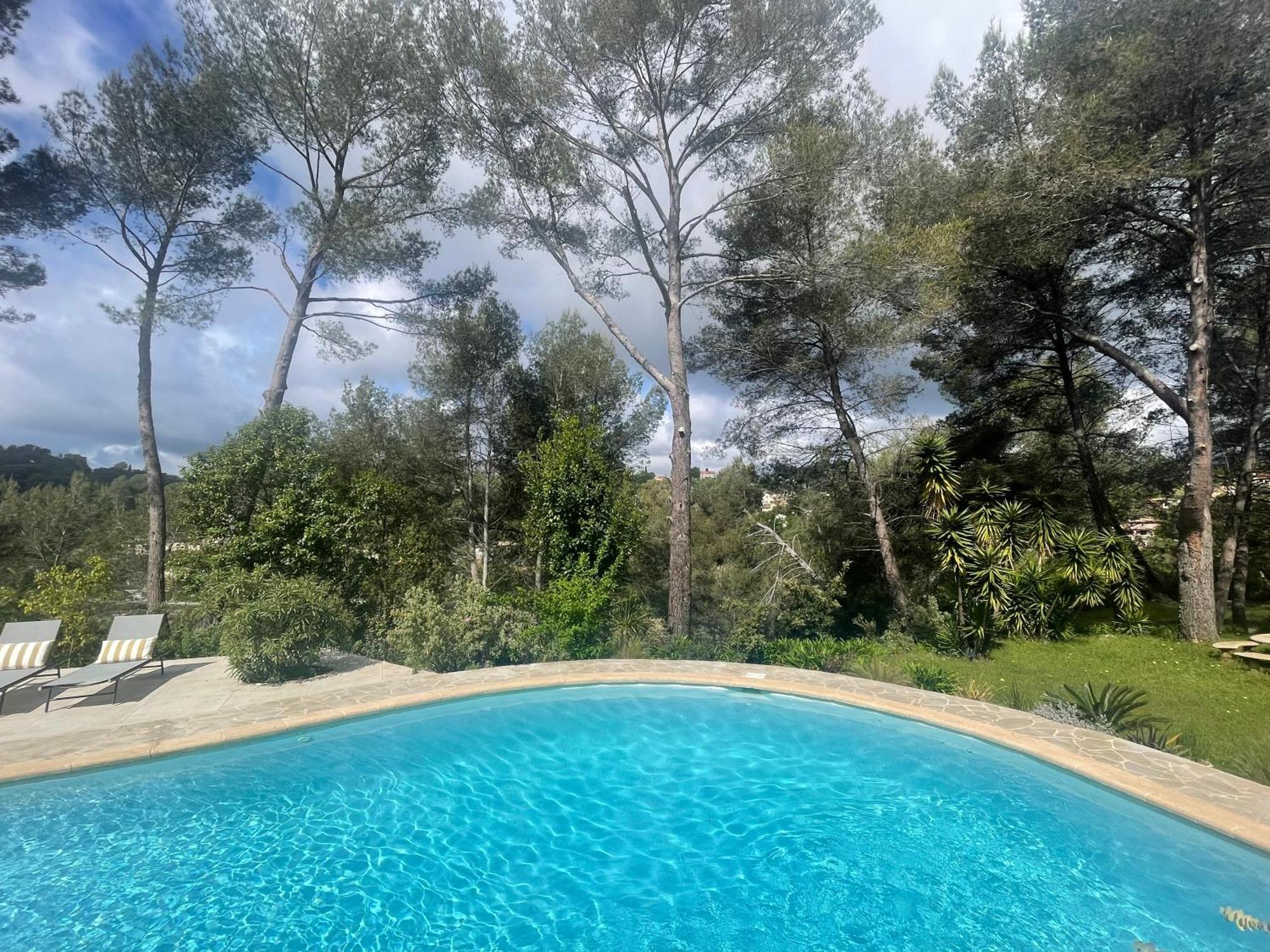 La Villa Des Carriers- Maison Avec Piscine Proche Mer Roquefort-les-Pins Εξωτερικό φωτογραφία